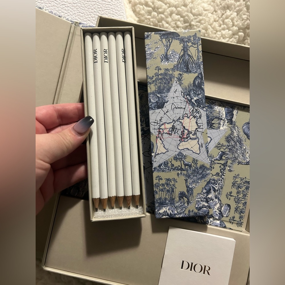 Dior Around the World Stationery Set NWT - Picture 4 of 7